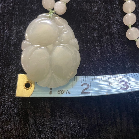 Vintage Asian jade necklace - Picture 5 of 8